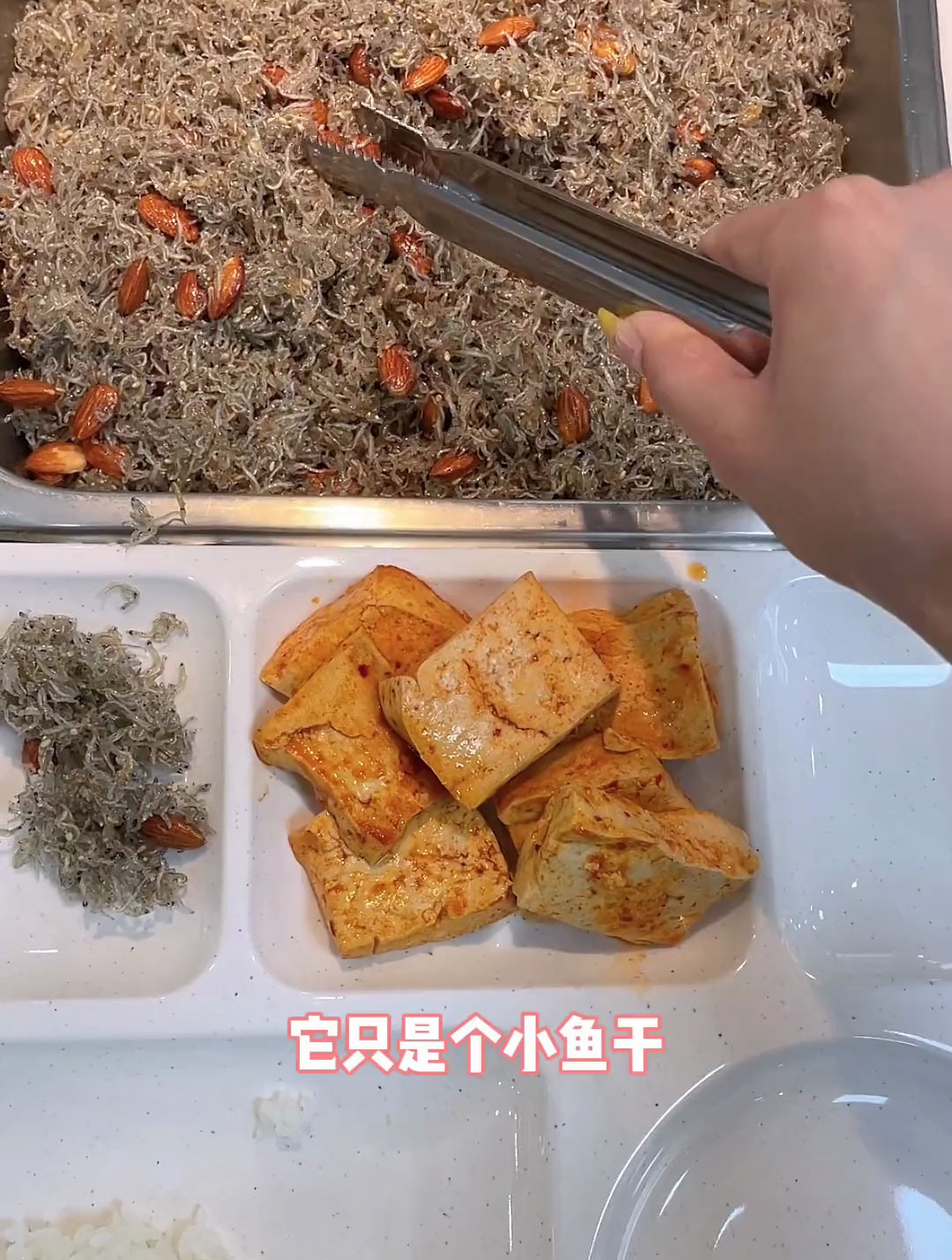 来吃韩国大学食堂的早餐了,放假后的食堂吃到的是这些……