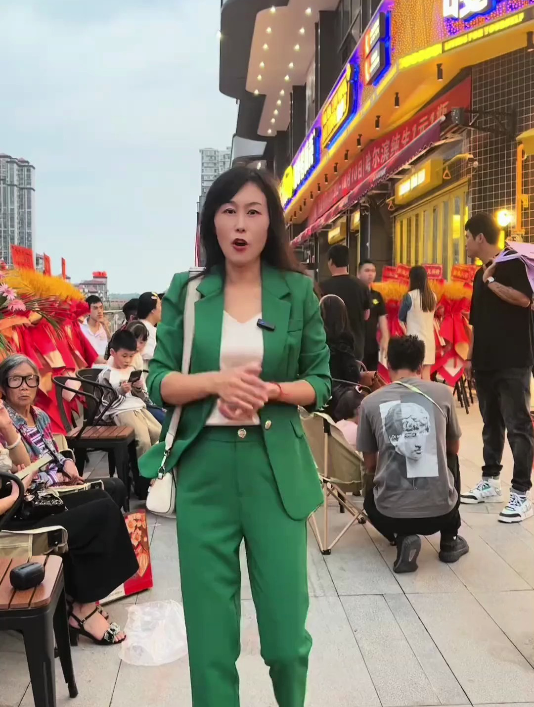 这个嘎嘎鸭老壳 真心巴适