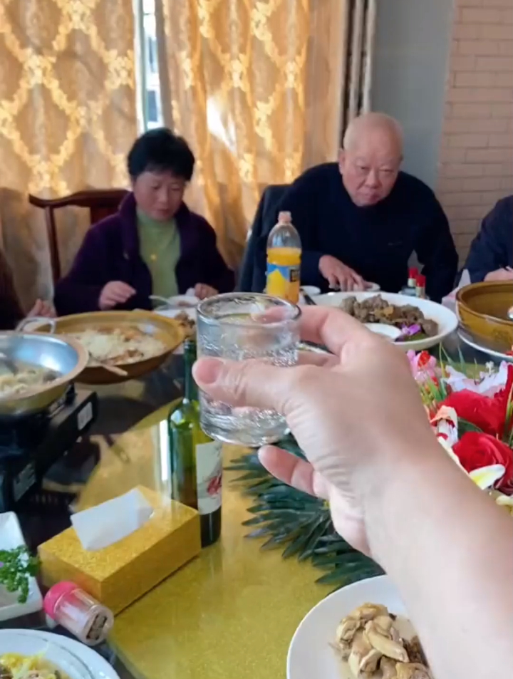 很庆幸嫁到了一个有爱的大家庭,温暖之至