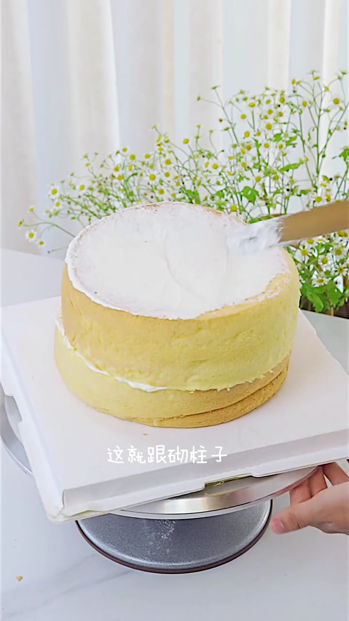 这才是真正的蛋糕奶茶,边吃边喝,原地封神!