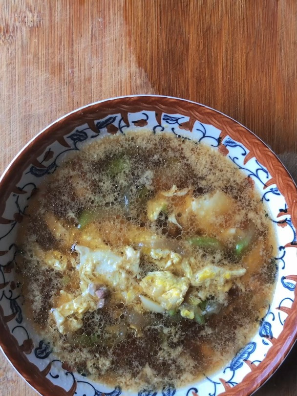 丝瓜蛋汤的做法,分享一道丝瓜鸡蛋肉丝汤