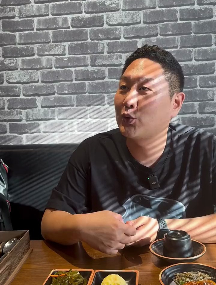 韩国人吃炸鸡!韩国人在中国