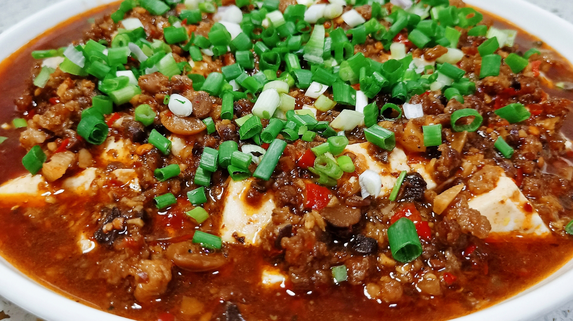 教你川菜肉末豆腐的做法,豆腐鲜嫩有味,开胃又下饭