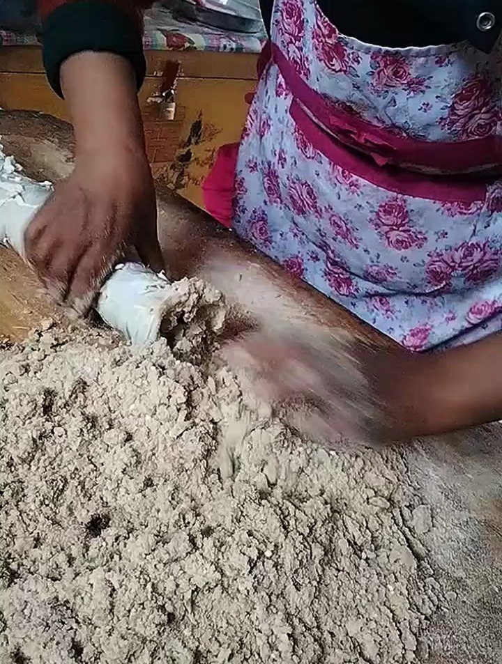 朋友们有没有知道这是哪里的特色美食