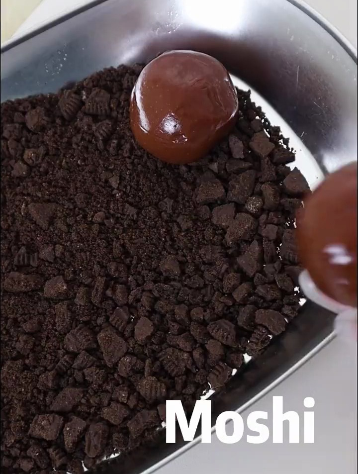 免烤箱!软糯拉丝的奥利奥麻薯
