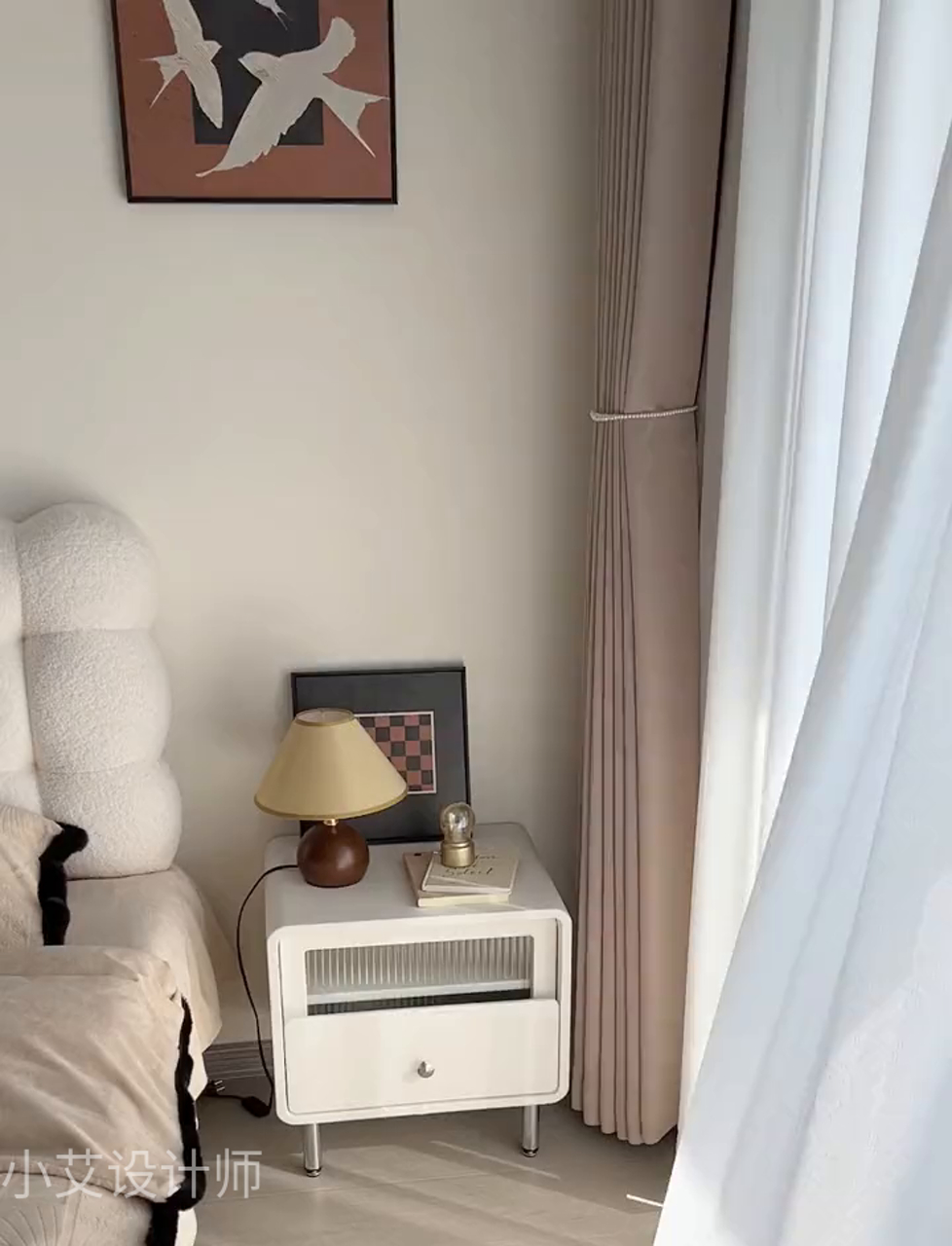 瞧这奶茶色窗帘,我可等了好久了!