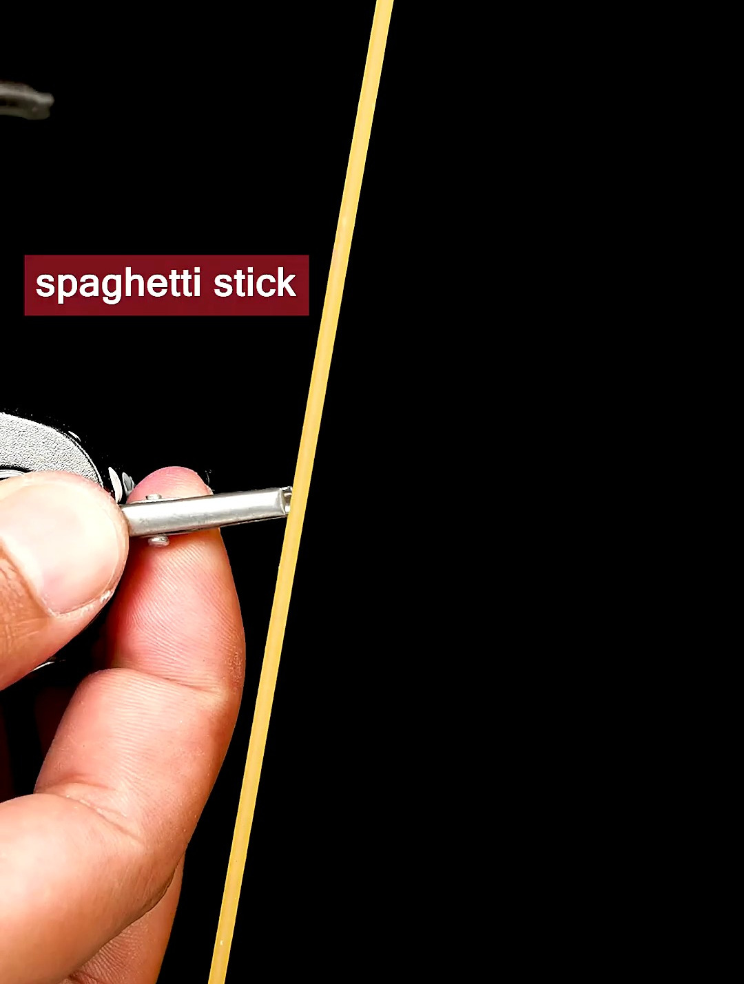 解压视频:高清放大观看燃烧的意大利面