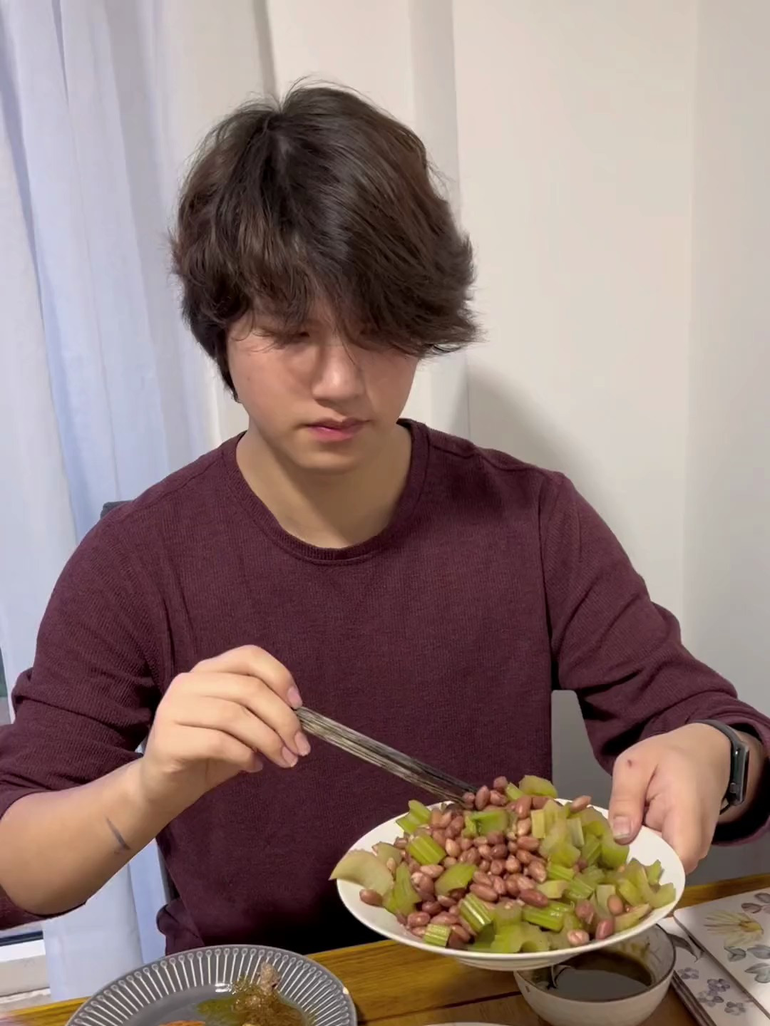 中国媳妇远嫁英国,给孩子们做个牛肉饼,太香了!