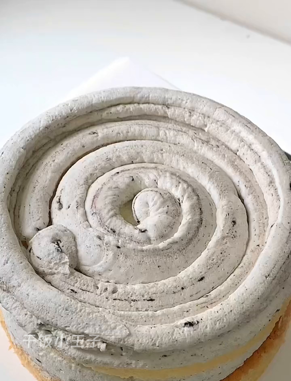 紫色复古风裱花蛋糕,是不是撩到你了?