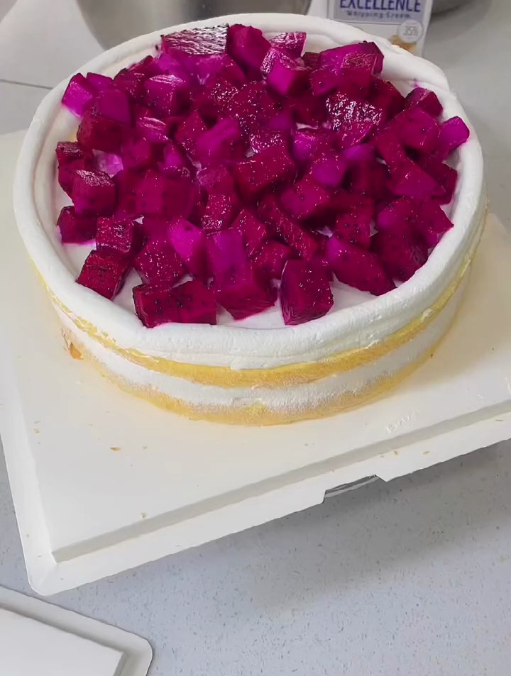 完整淡奶油生日蛋糕制作过程