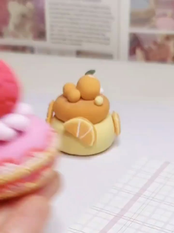 草莓马卡龙蛋糕粘土教程