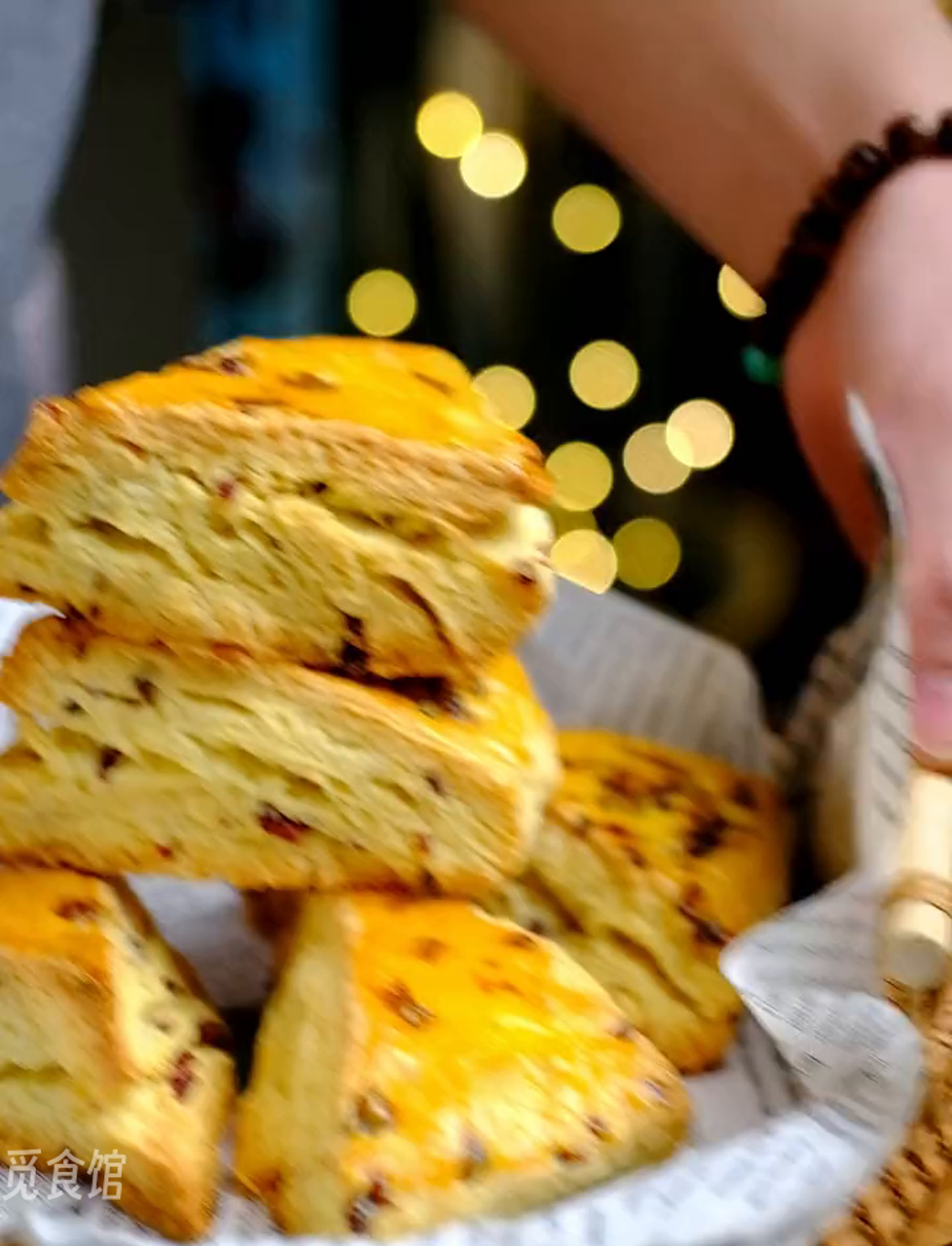 英式下午茶必备!酥软蔓越莓司康,层次丰富,做法超简单!