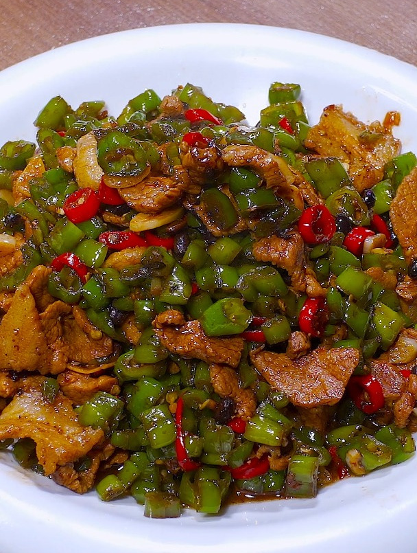 家庭版辣椒小炒肉做法