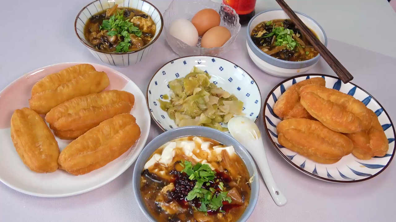 油条豆腐脑,是打开新的一天最好的方式,这早餐连吃3天都不腻