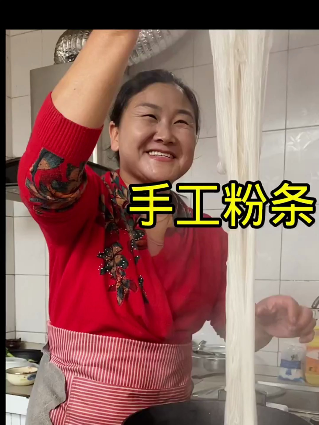 天气晚来秋,冷风与秋雨接伴。气温突降今天接吃个手工粉条炖包菜