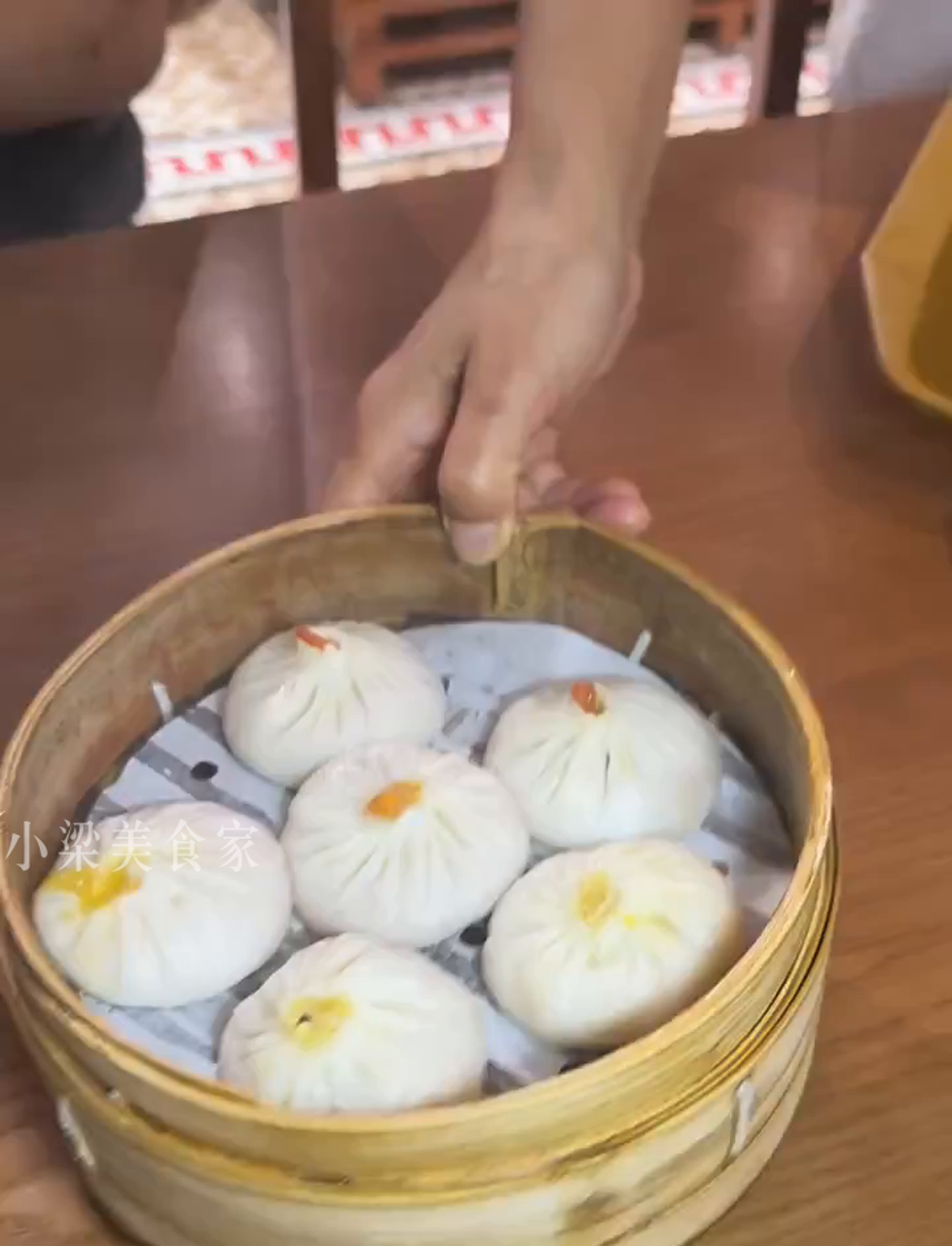 上海米其林一星的汤包,味道能有多差劲?