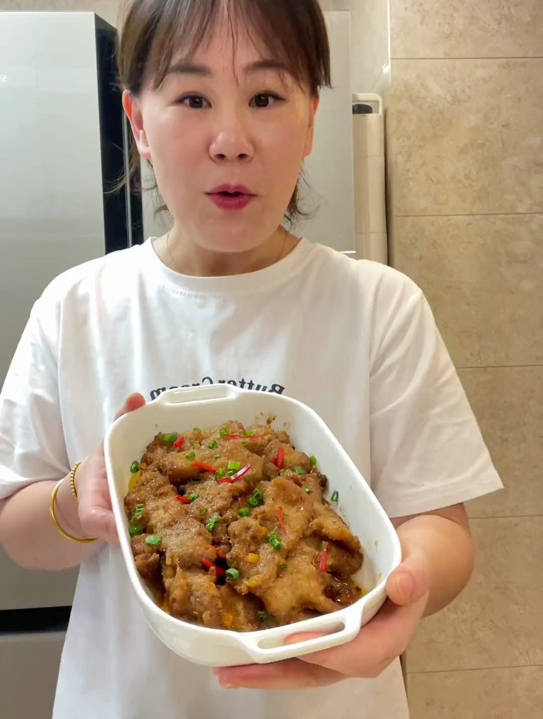 我妈拿手的粉蒸肉,今天算是学会了,蒸肉粉真的还得自己炒的才香