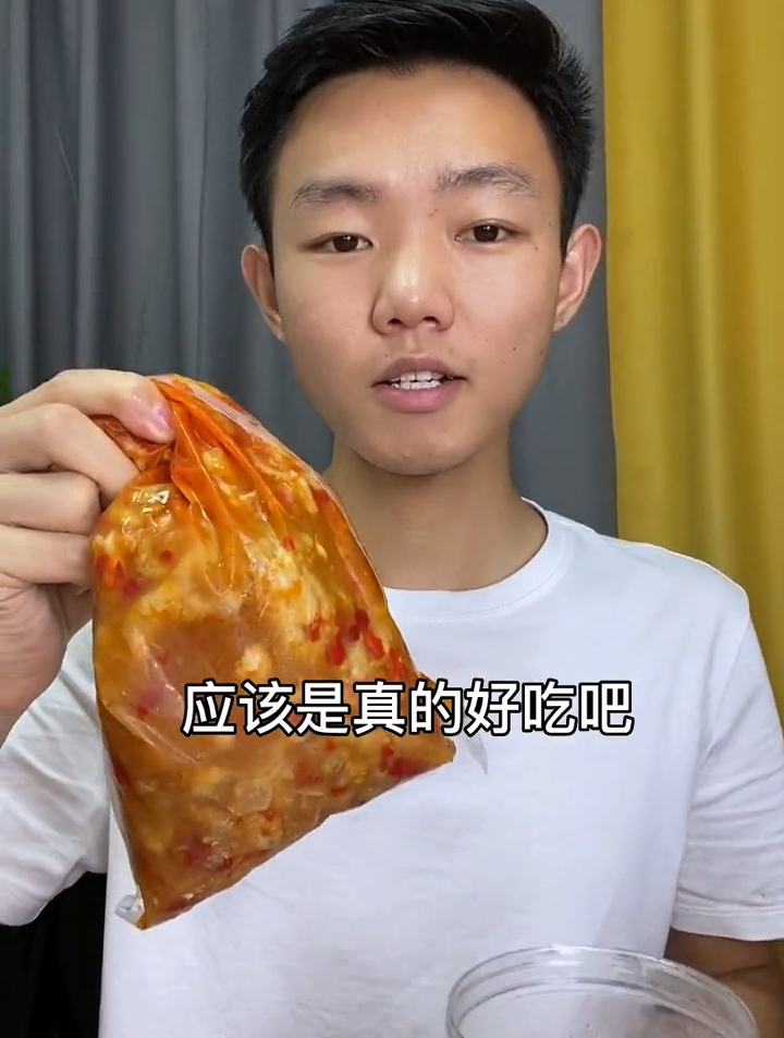 卖了60w单的酸辣无骨鸡爪谁还没吃过?听说女生比男生爱吃鸡爪