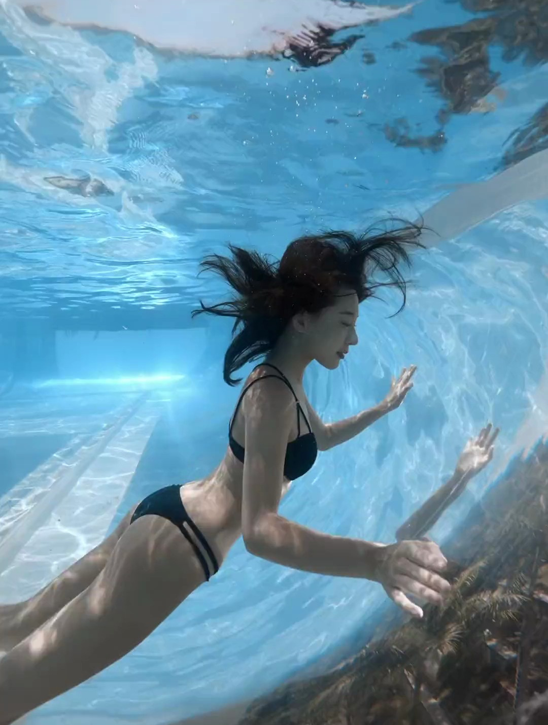 自由潜泳 美人鱼 内衣秀 做个很哇塞的女孩