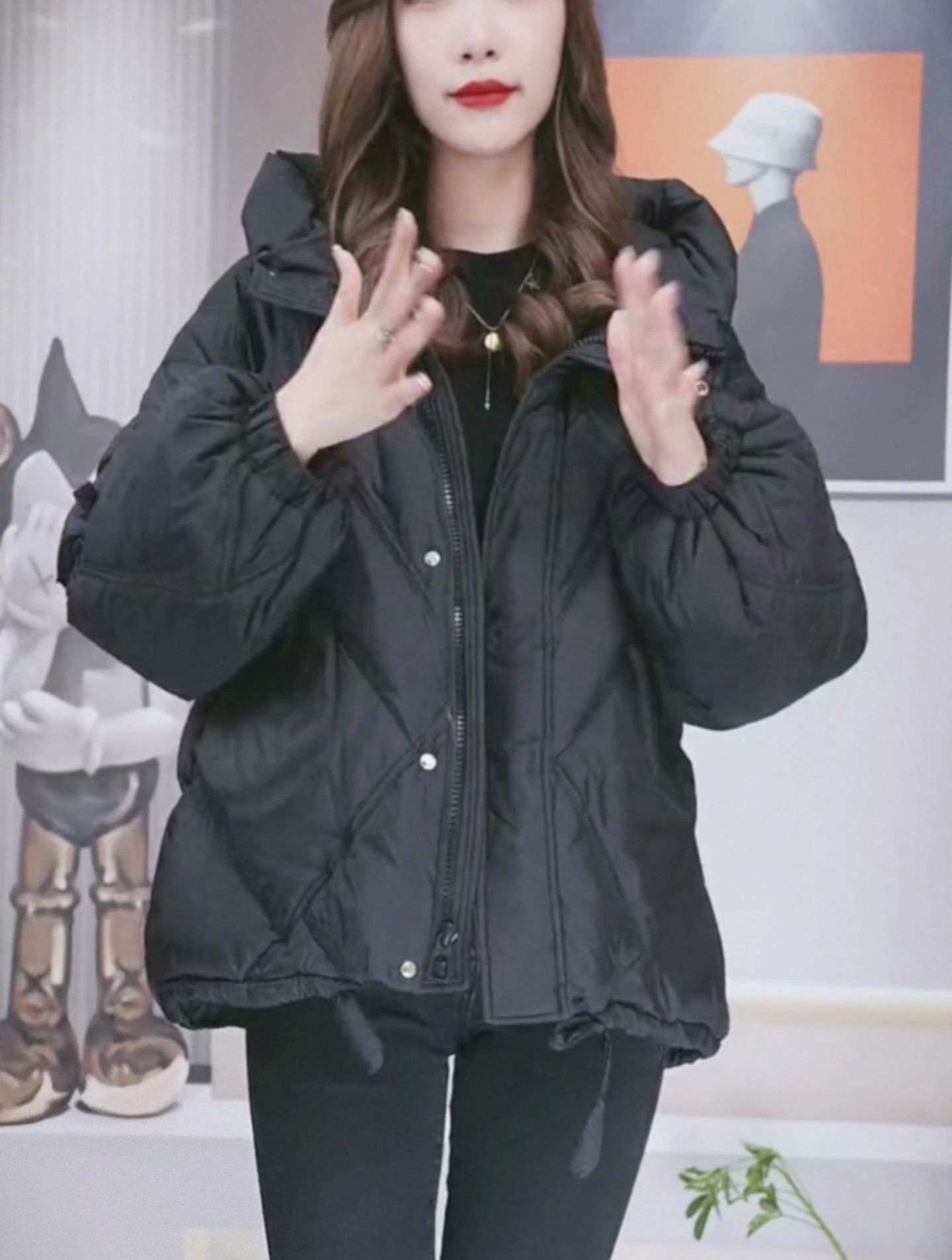 2023年反季羽绒服女真大毛领短款宽松面包服欧货欧洲站休闲面包服