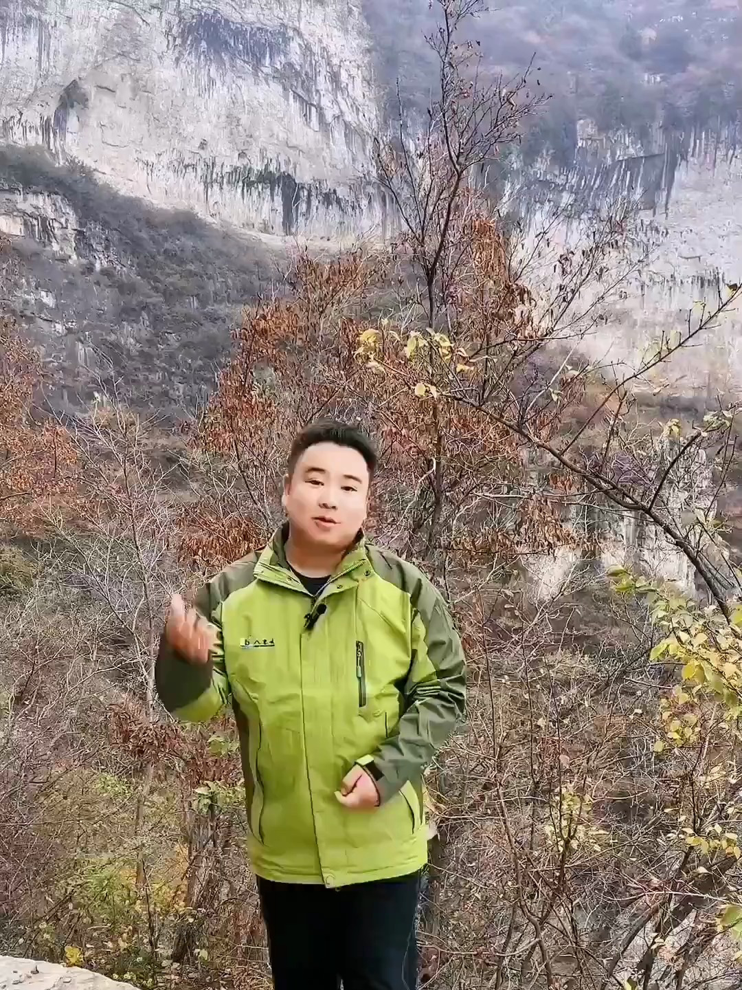 万仏寺位于壶关太行山的一座孤峰之巅!