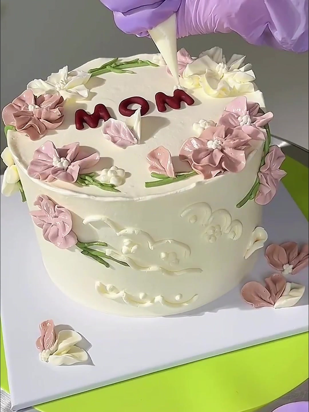 制作妈妈生日蛋糕