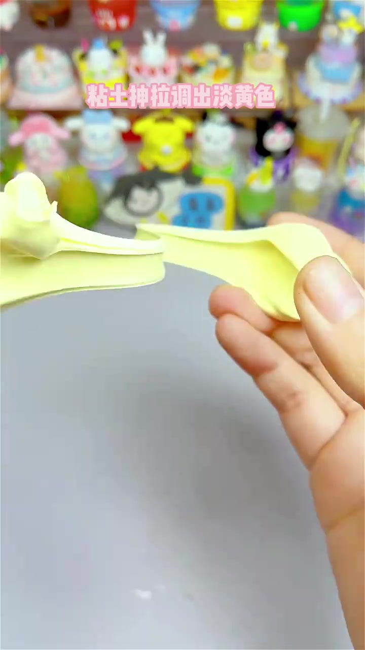 做两个迷你拉丝的彩虹面包,真好玩一块来做吧手工