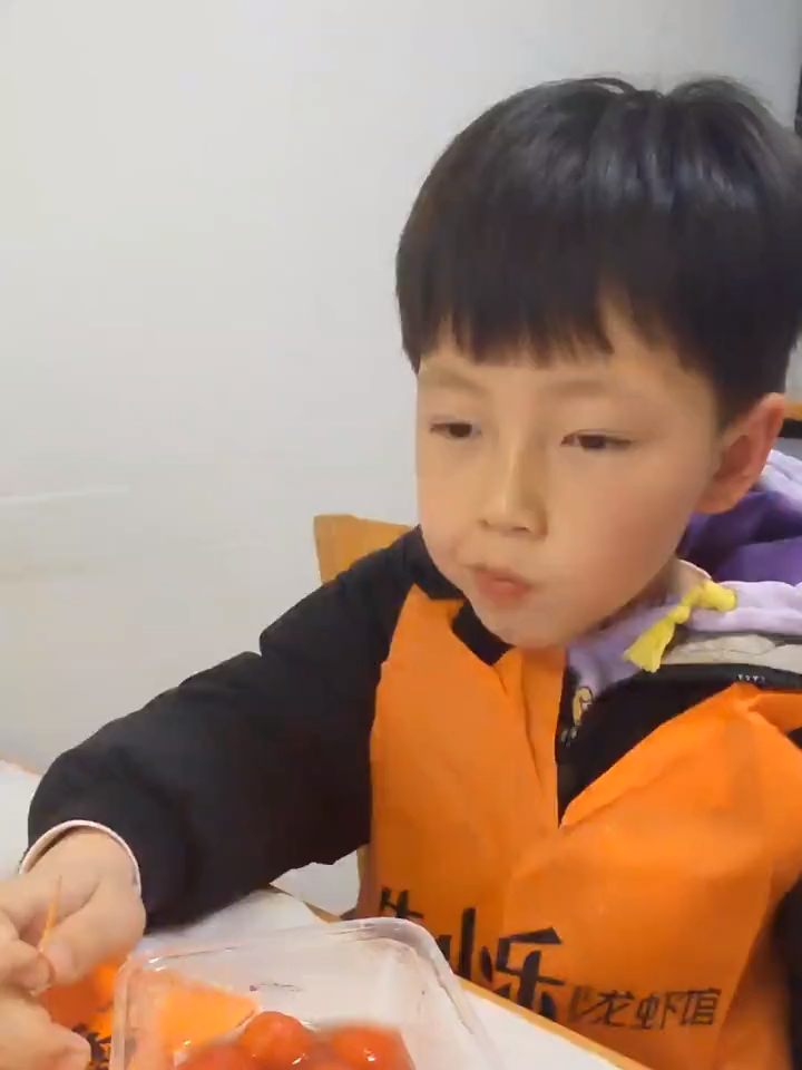 朱小乐的创意菜,鲍鱼遇上龙虾,龙虾馅小笼包,每样都不踩雷!