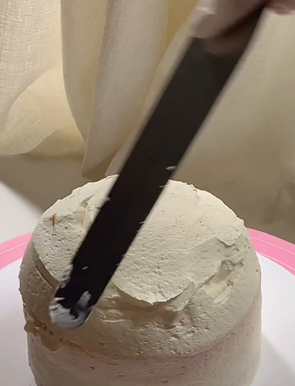 把达菲熊做成蛋糕,甜蜜又可爱!