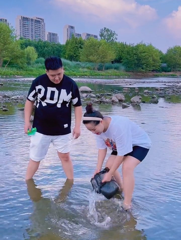 加大加厚垃圾袋,好用实惠 抽绳式垃圾袋 抽绳垃圾袋 工厂一手货