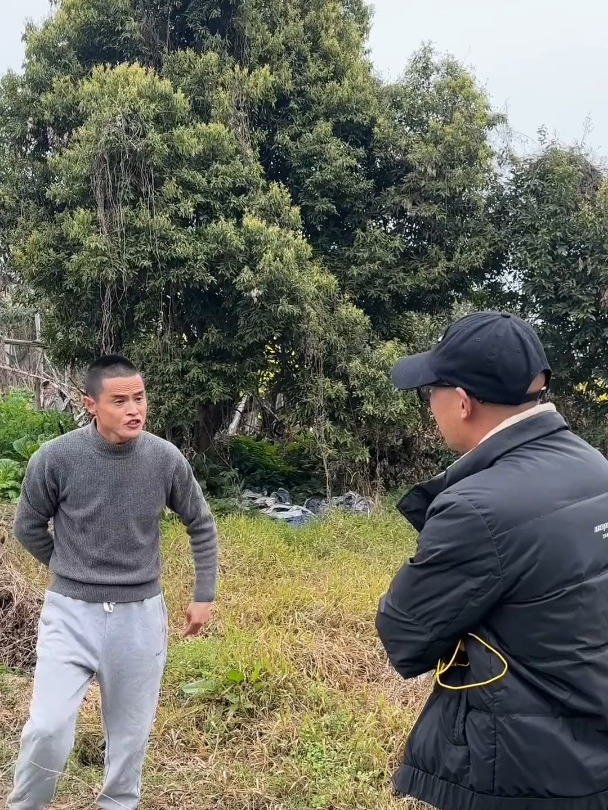 看今晚能不能抓到10个母猪壳?晚上七点半直播间不见不散现场