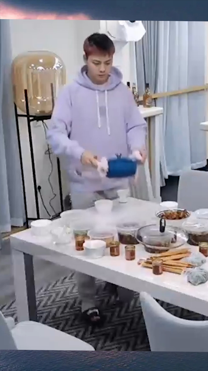陈伟霆煮汤圆放麻油和盐!前一秒自信满满,下一秒真相了!