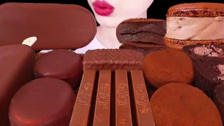 巧克力家族的甜蜜盛宴:ASMR下的冰淇淋与甜点