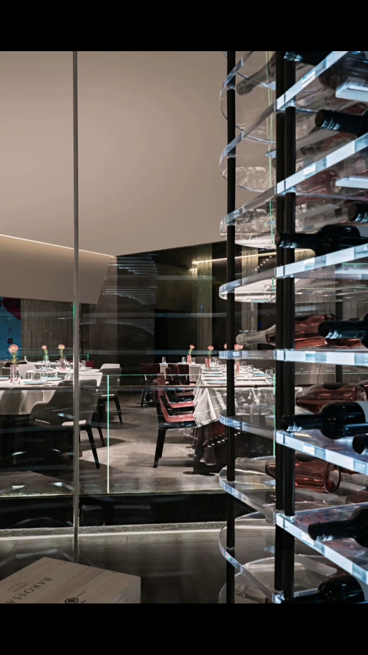 郑州川菜馆装修公司烤鸭店设计案例