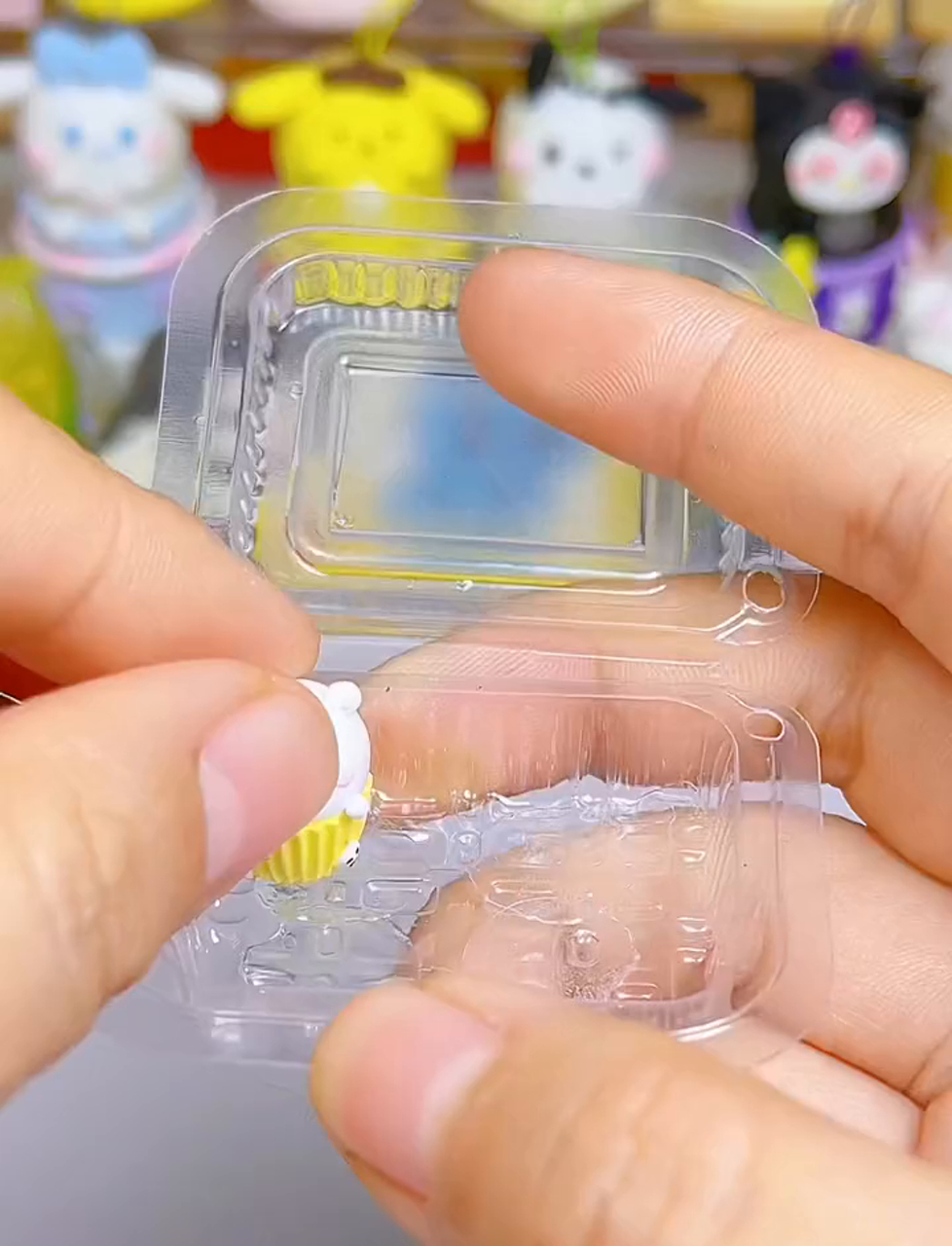 手把手教你捏个超萌粘土小纸杯蛋糕,简单易学!