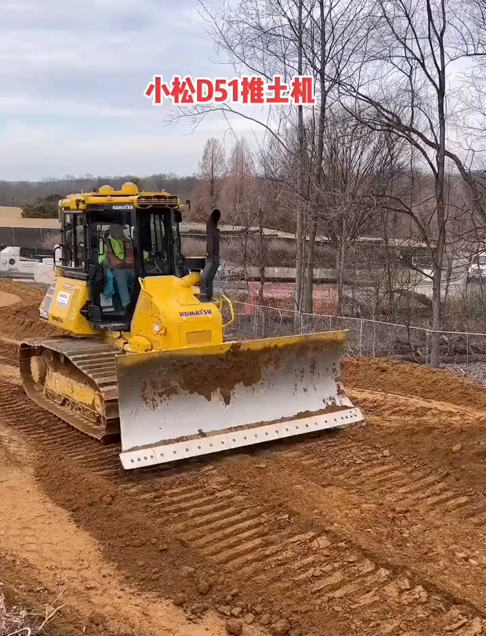 小松D51型推土机,工程好帮手