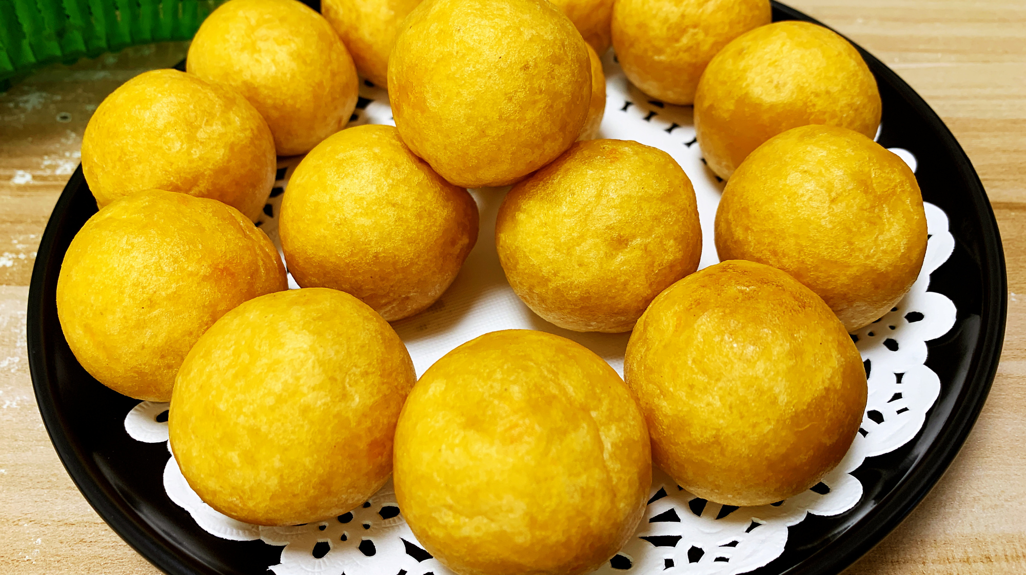 我家孩子超爱的红薯丸子,香甜软糯不油腻,金黄酥脆,老少皆宜