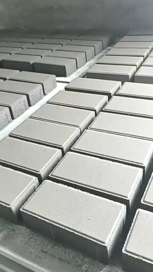 彩色混凝土面包砖市政人行道彩色面包砖路面砖 透水砖 渗水砖