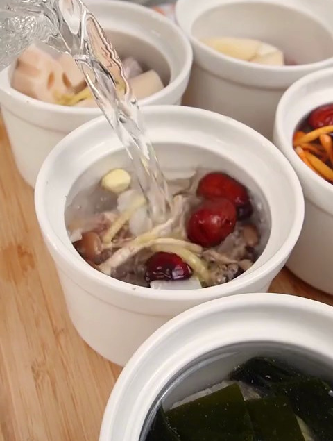 春夏换季,6种炖汤食谱码起来,一人分量刚刚好