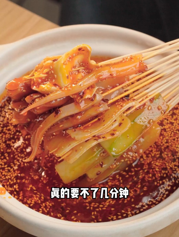 不爱吃蔬菜不爱吃饭的宝宝一定要试试这款儿童钵钵鸡!