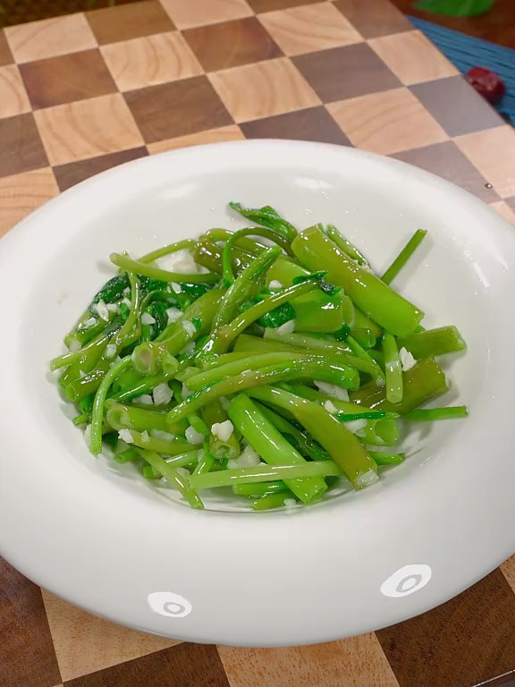 蒜末空心菜,家常菜真好吃!