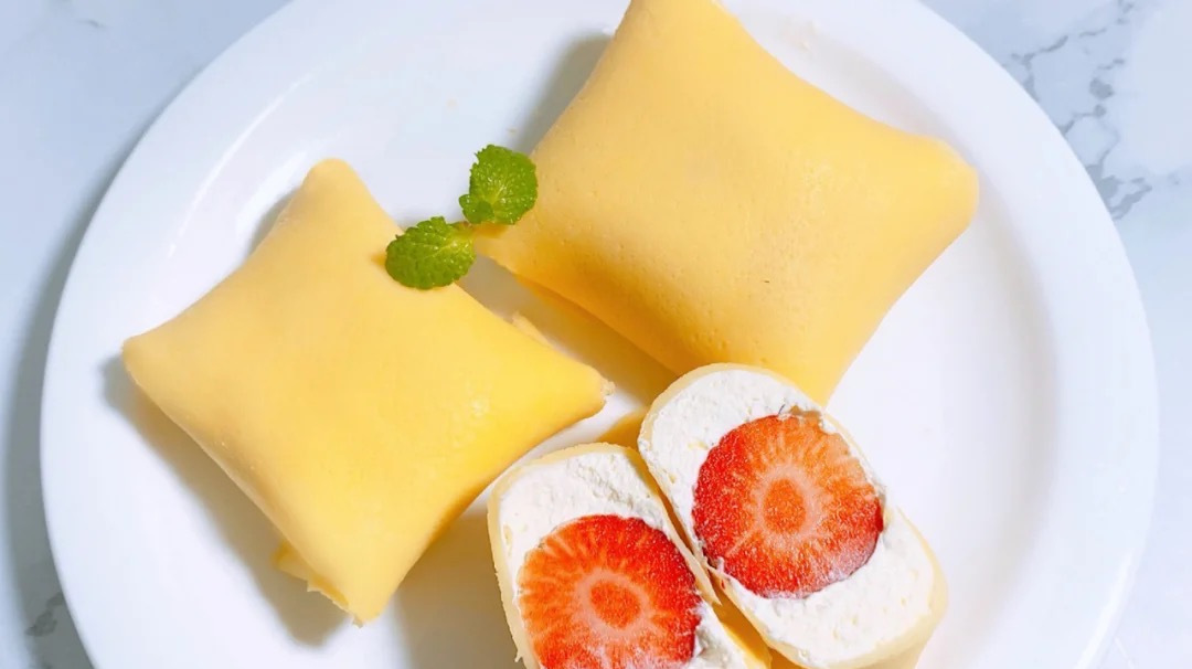 高颜值蛋糕,草莓班戟,太美味了