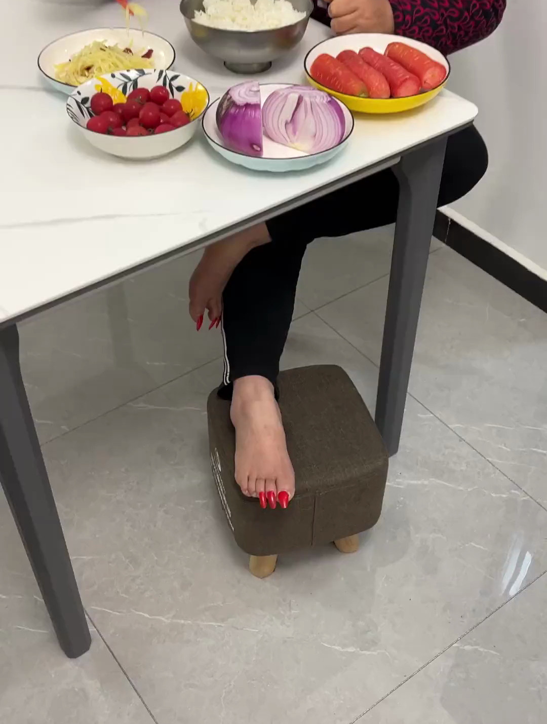 指甲总往肉里长,东莞研发“除痛夹”,老硬指甲息肉一剪就除