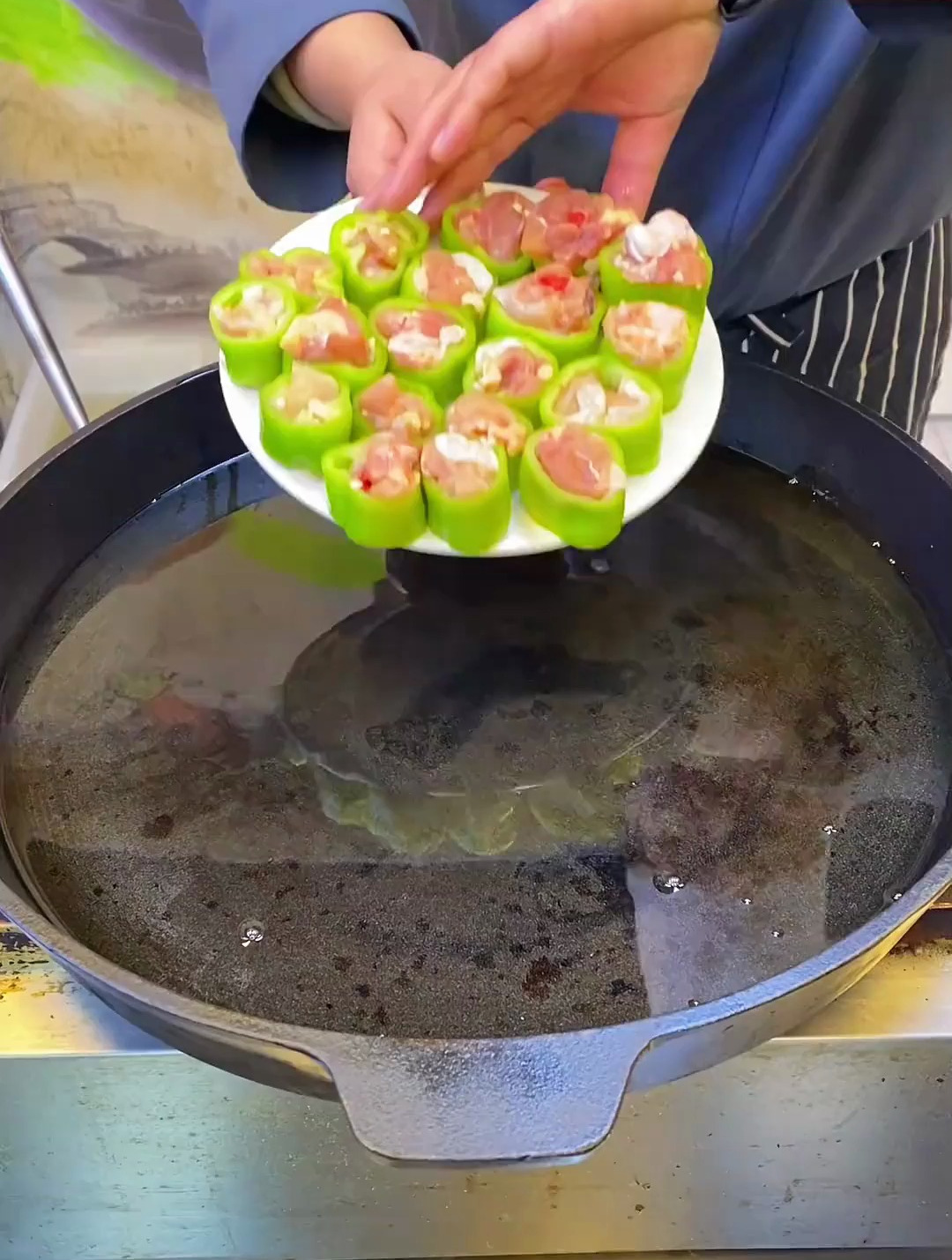 摇滚炒鸡,摇滚的锅更入味