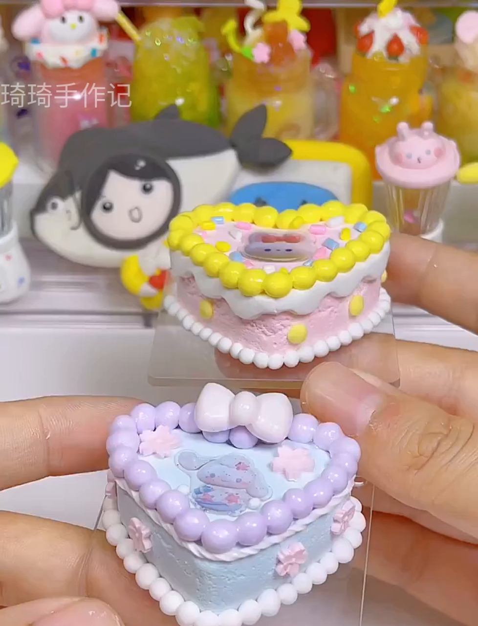 捏泥巴也能乐翻天!今儿个咱俩来做个超萌的迷你粘土小蛋糕,超简单,喜欢就动手试试吧～