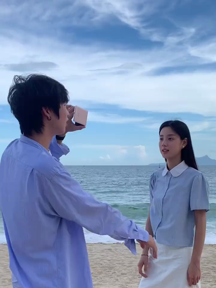 如何自拍氛围感情侣头像 摄影师现场引导摄影男朋友是什么体验