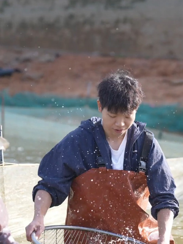 铁锅炖鱼,还得是黄辣丁!