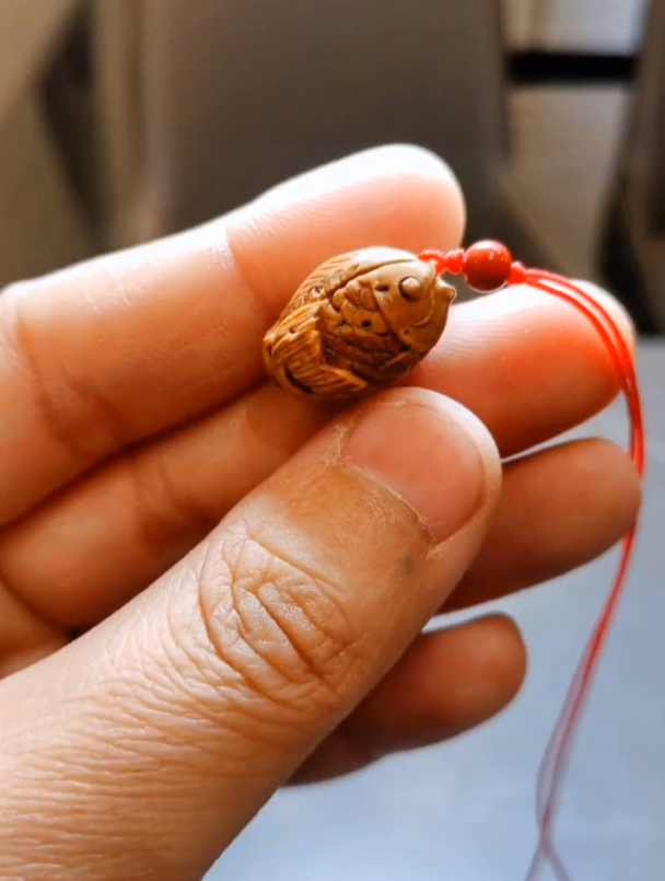 桃核小鲤鱼 雕刻教程