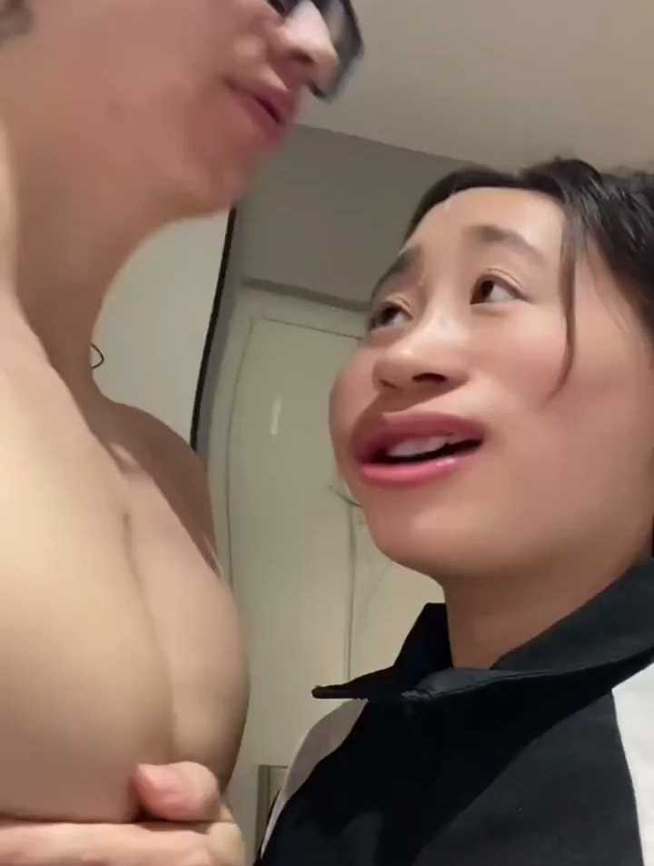 羊肉串已经在胃里了