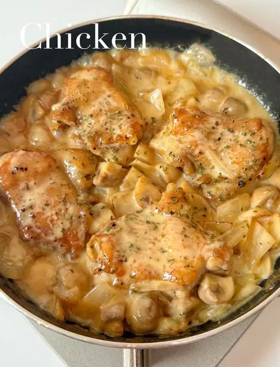 冬天必尝!法国风味奶油蘑菇炖鸡,香浓到不行!